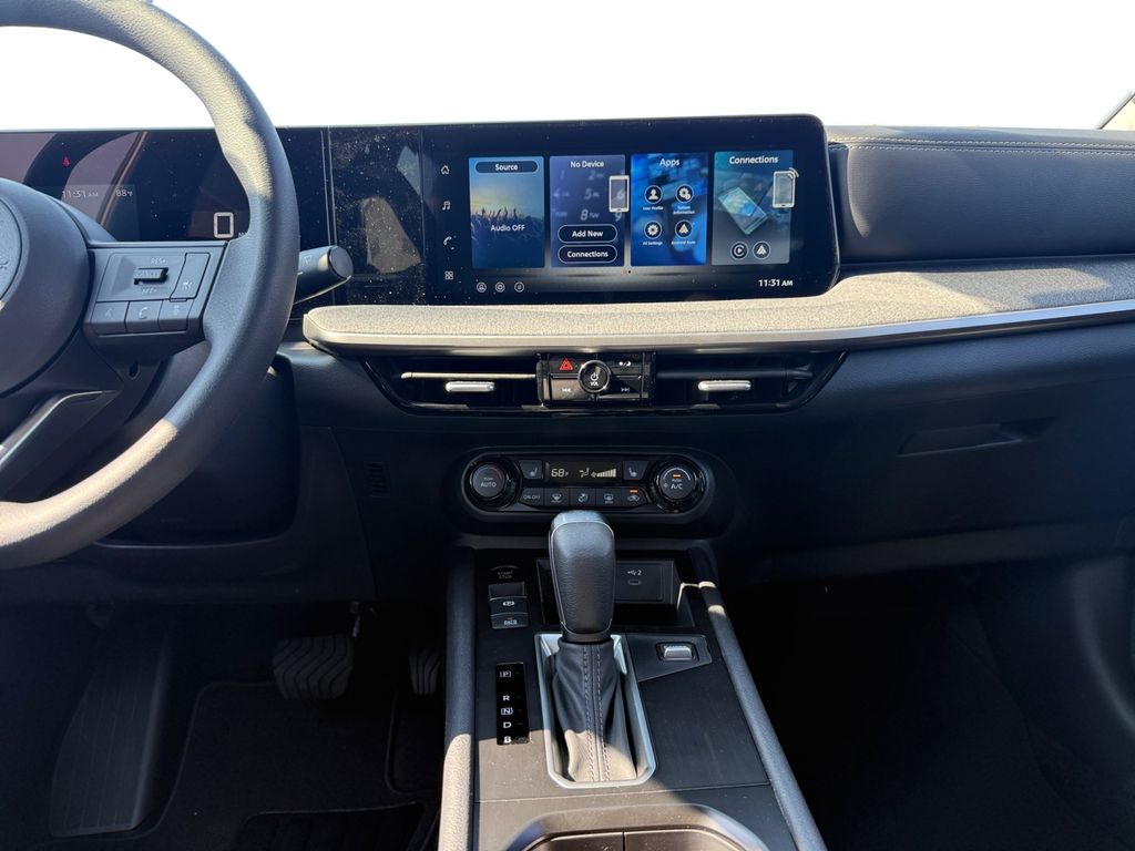2026 Nissan Kicks SV photo 11