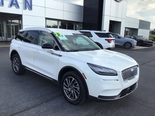 2022 Lincoln Corsair Base