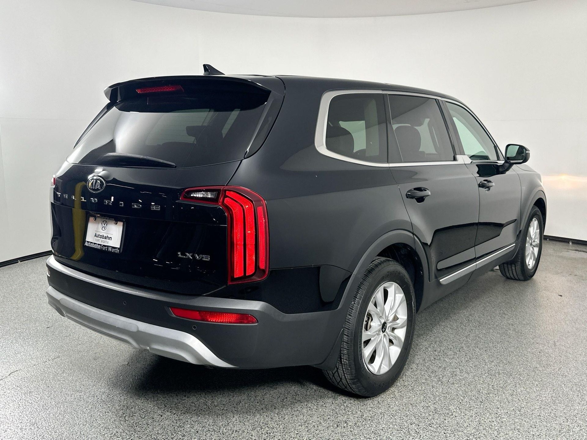 2021 Kia Telluride LX photo 4