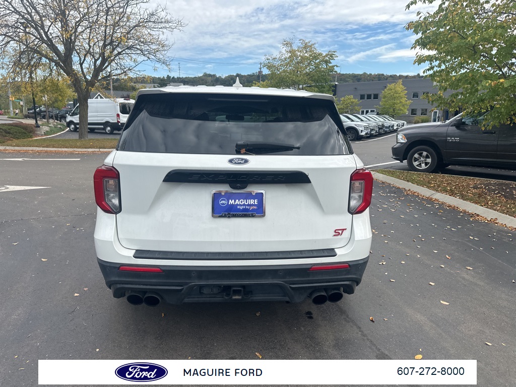 2021 Ford Explorer ST photo 5
