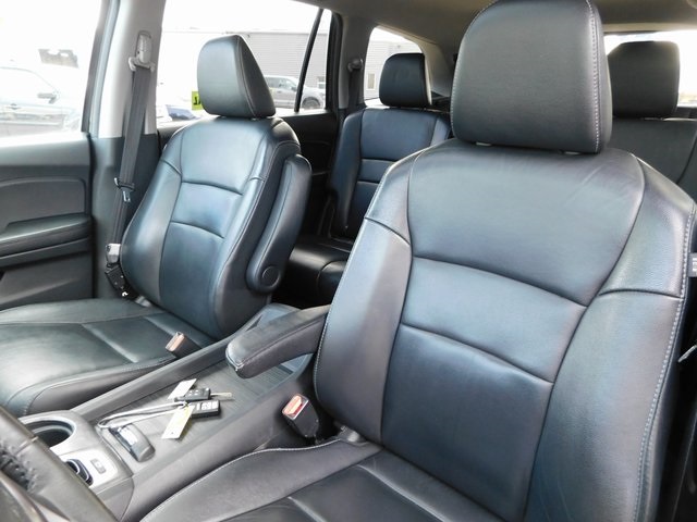 2016 Honda Pilot EX-L photo 15