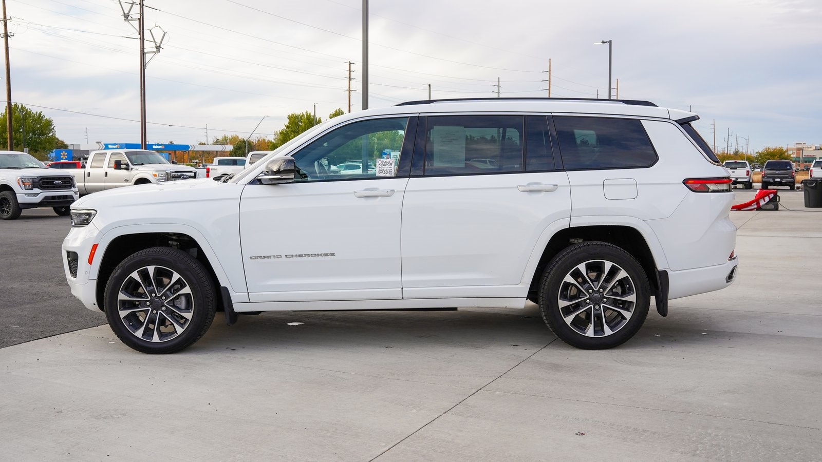 2022 Jeep Grand Cherokee Overland photo 11