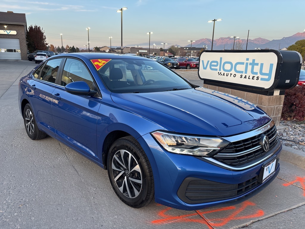 2024 Volkswagen Jetta S's photo