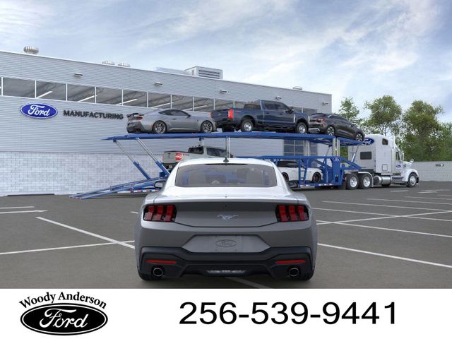2025 Ford Mustang EcoBoost photo 3