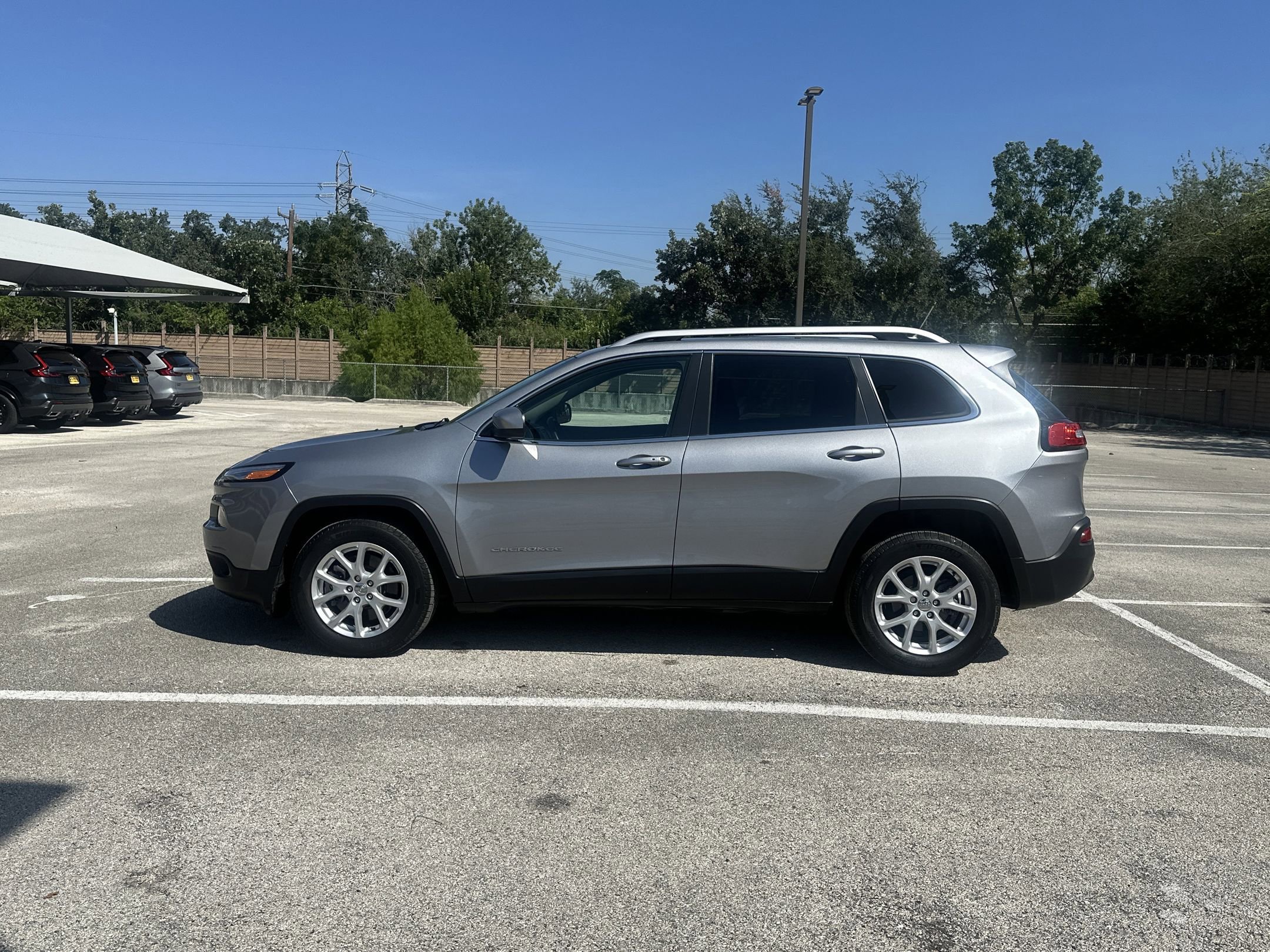 2014 Jeep Cherokee Latitude photo 6