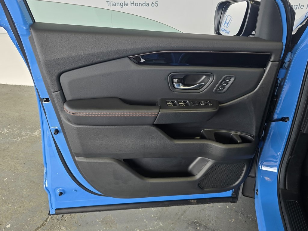 2025 Honda Pilot TrailSport photo 25