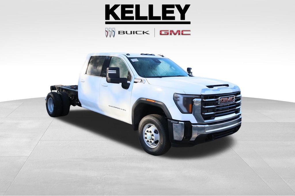2026 GMC Sierra 3500 Chassis Cab SLE's photo