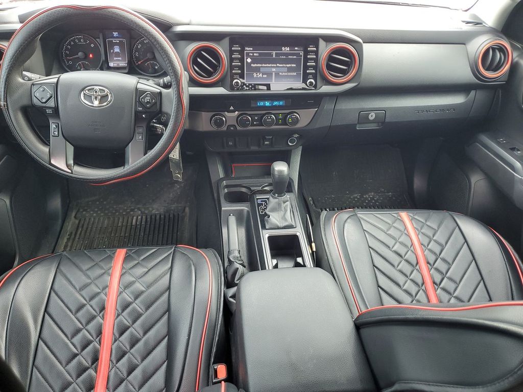 2022 Toyota Tacoma SR5 photo 20