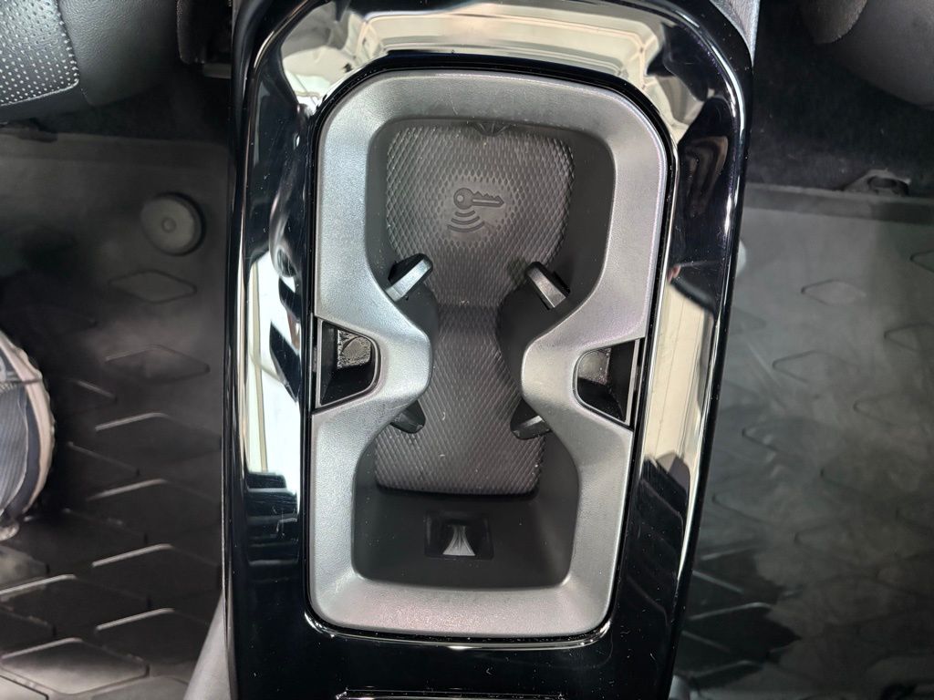 2021 Volkswagen ID.4 Pro S photo 24