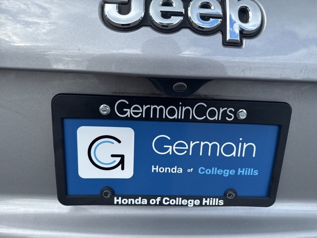 2019 Jeep Compass Latitude photo 6