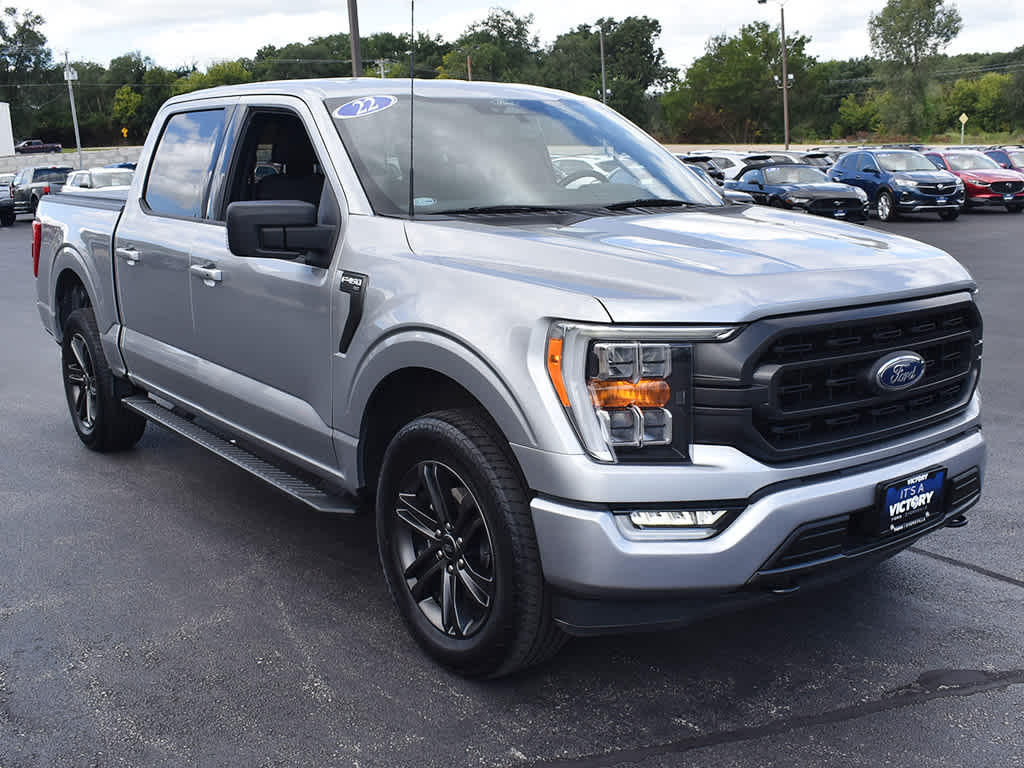 2022 Ford F-150 XLT photo 13