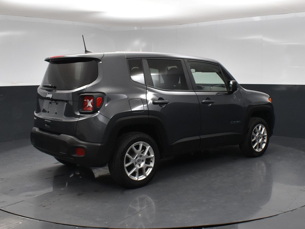 2023 Jeep Renegade Latitude Upland photo 2