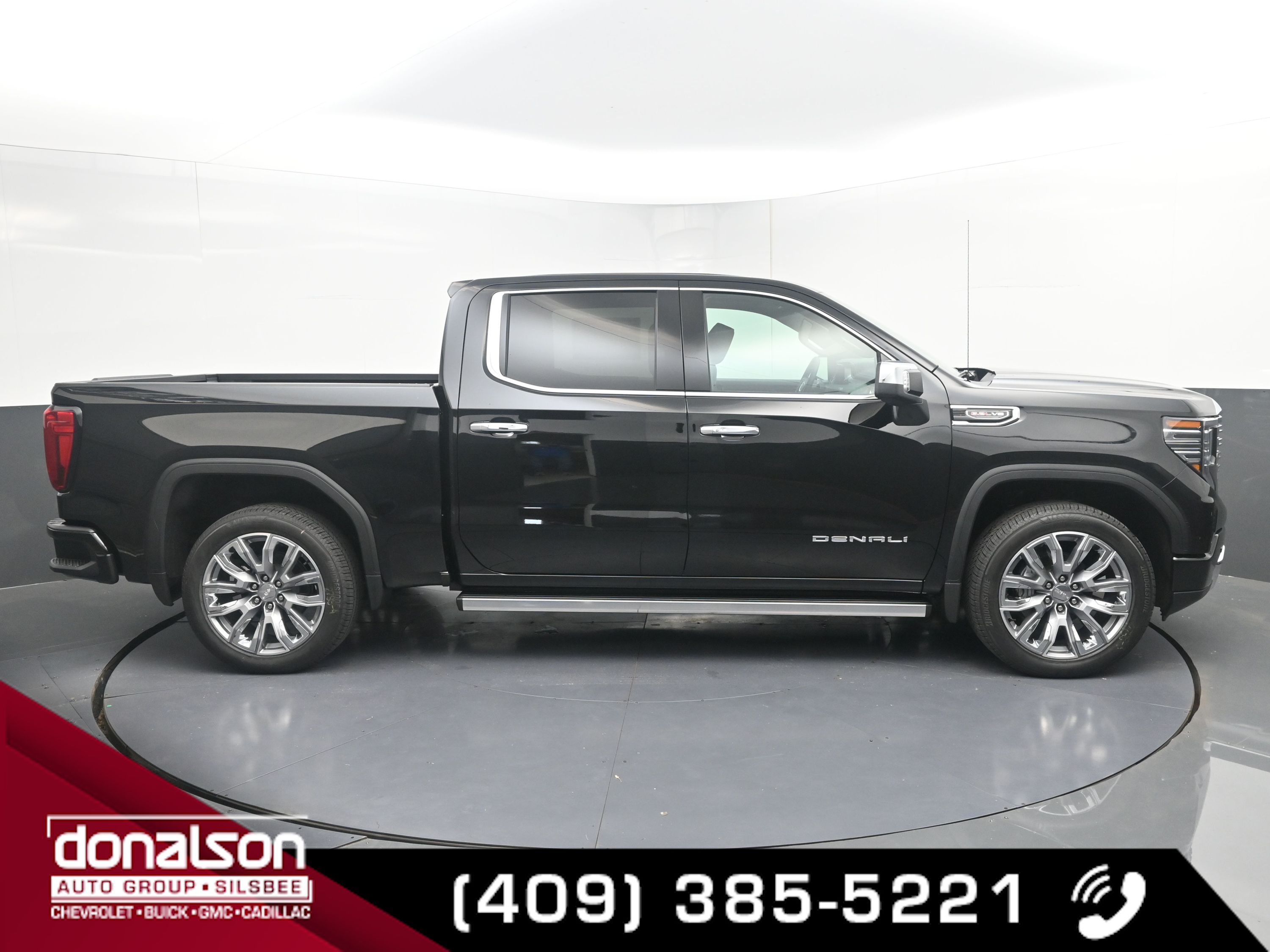 2026 GMC Sierra 1500 Denali's photo