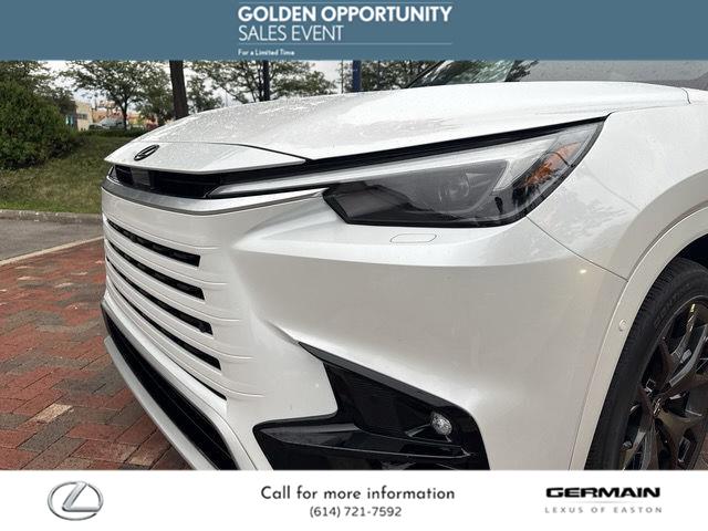 2025 Lexus TX 500h F SPORT Performance Premium photo 10