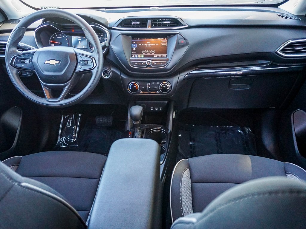 2022 Chevrolet Trailblazer LT photo 13