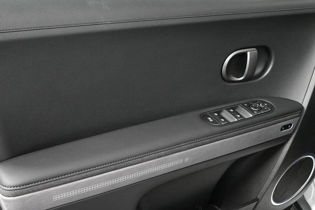 2025 Hyundai Ioniq 5 Limited photo 6