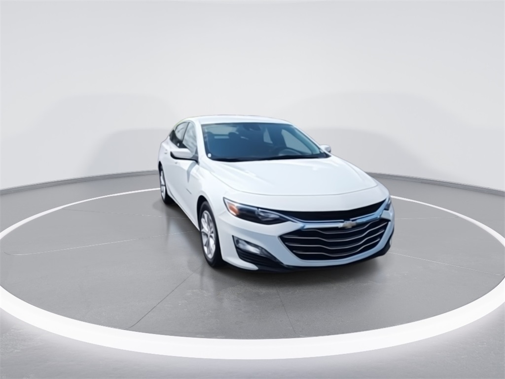 2023 Chevrolet Malibu 1LT photo 2