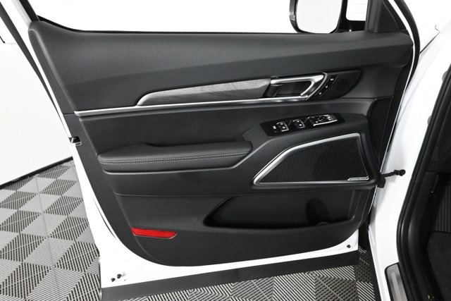 2025 Kia Telluride X-Line photo 18