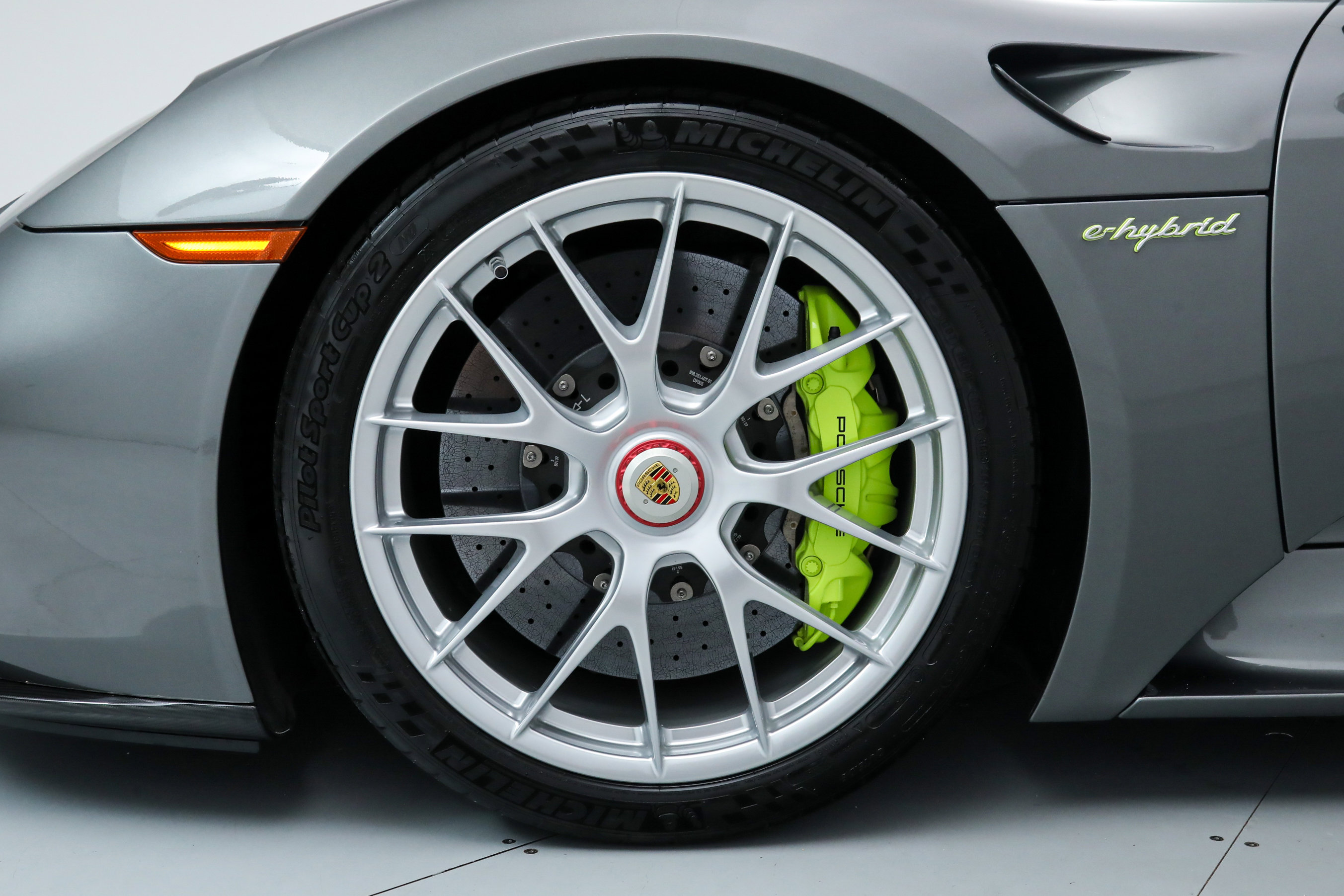 2015 Porsche 918 Spyder photo 43