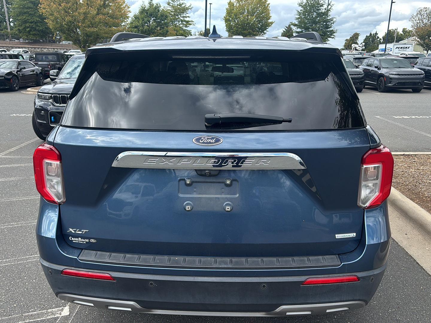 2020 Ford Explorer XLT photo 4