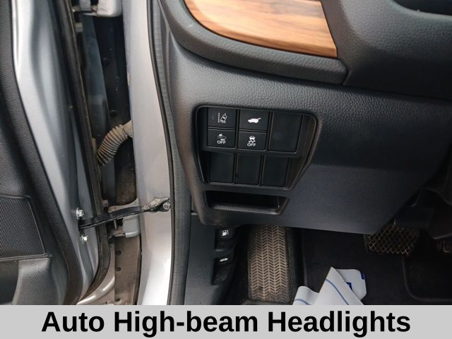 2019 Honda CR-V Touring photo 9