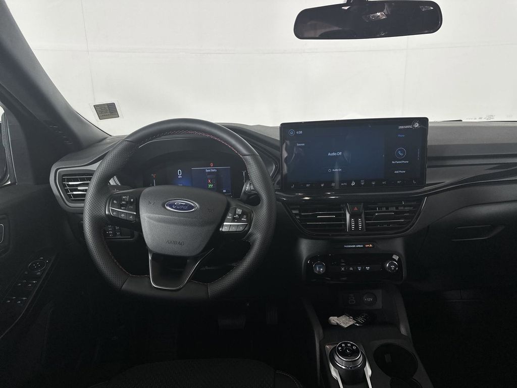 2025 Ford Escape ST-Line photo 17