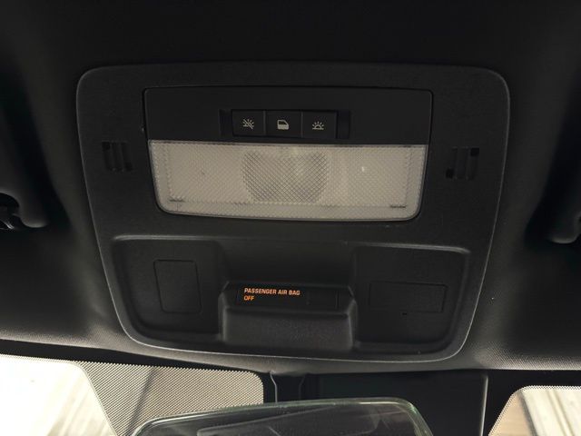 2013 Chevrolet Camaro 1LT photo 20