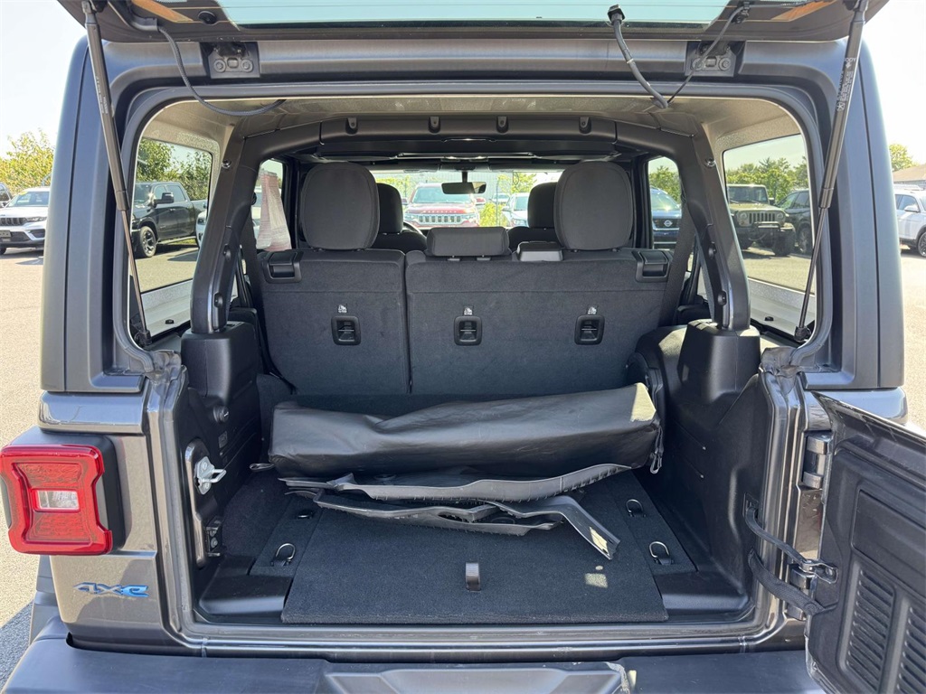 2022 Jeep Wrangler Unlimited Rubicon 4xe photo 28