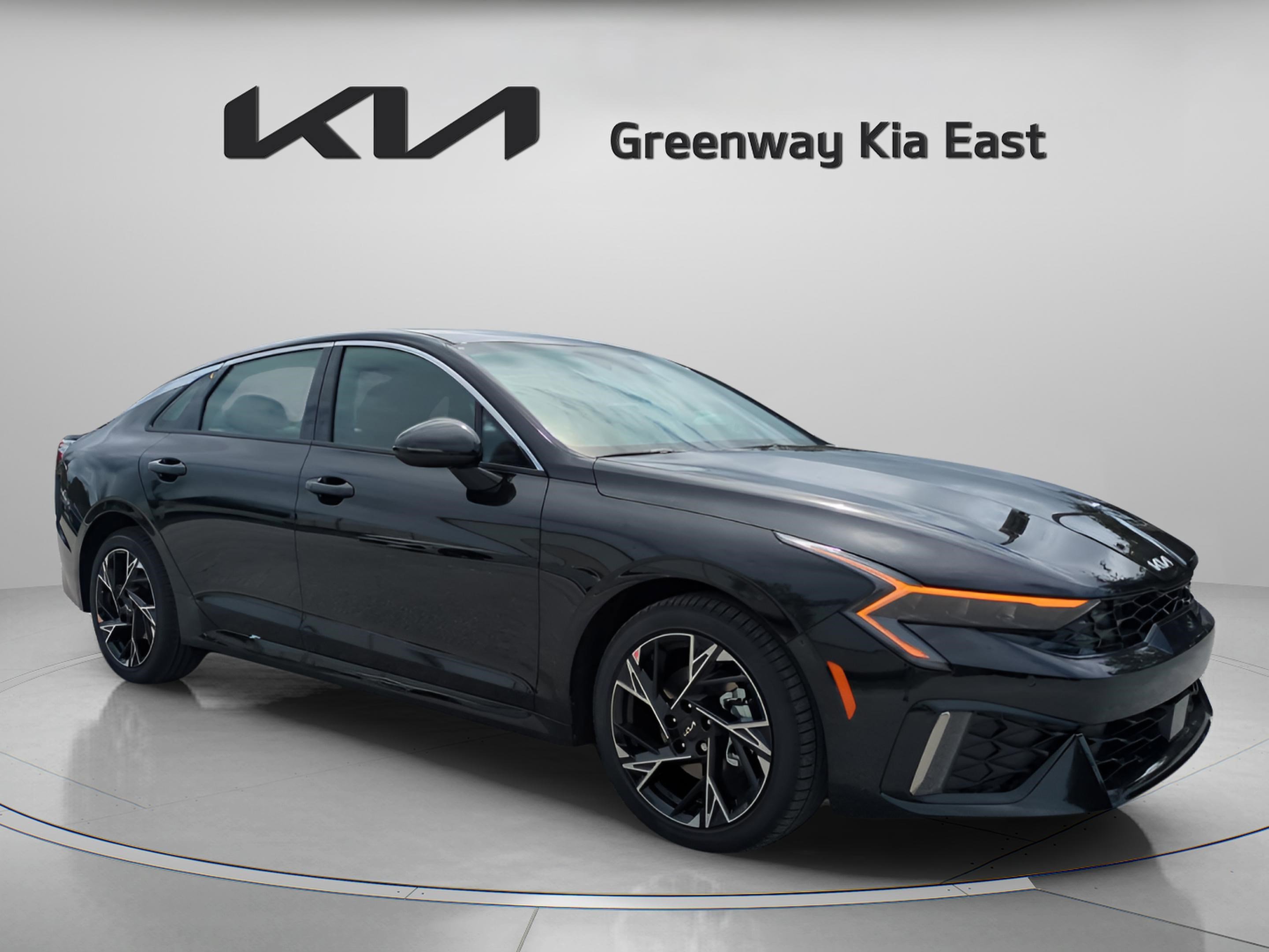 2026 Kia K5 GT-Line photo 2