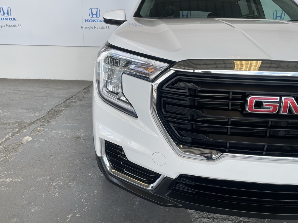 2023 Gmc Terrain SLE photo 28