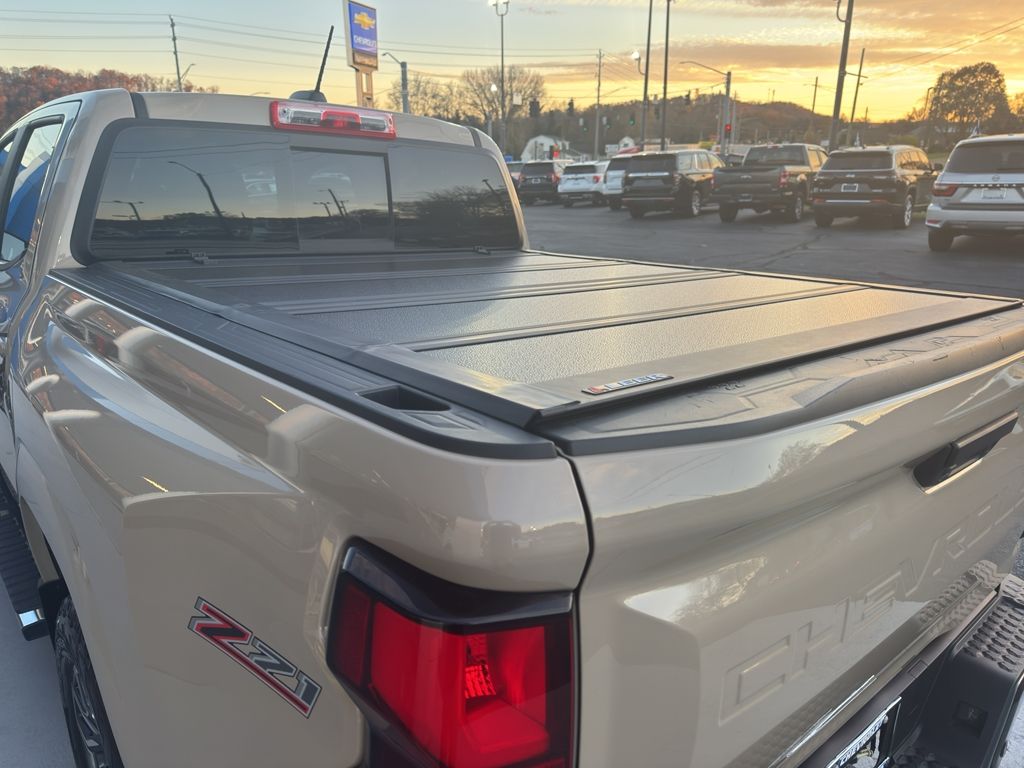 2023 Chevrolet Colorado Z71 photo 4