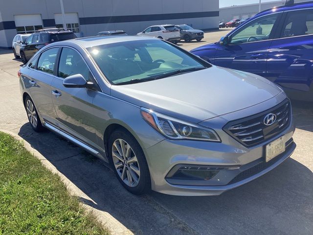 2017 Hyundai Sonata Limited photo 8
