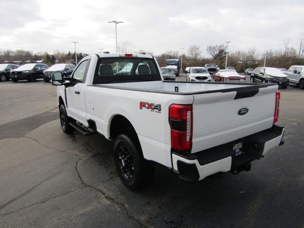 2024 Ford F-250 XL photo 3