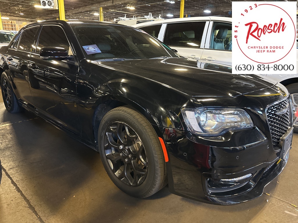2022 Chrysler 300 Touring L