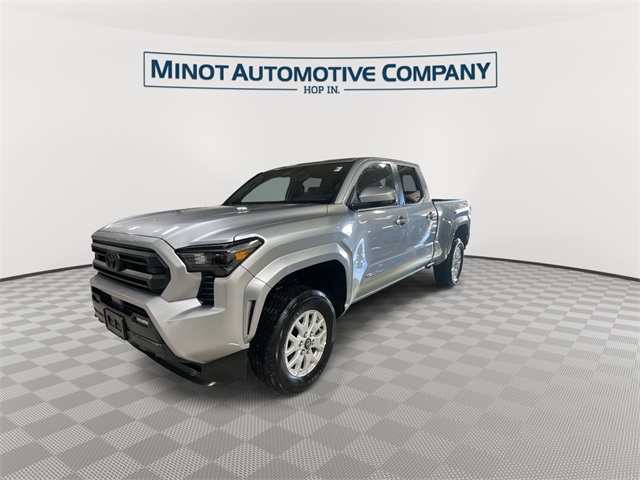 2025 Toyota Tacoma SR5 photo 4