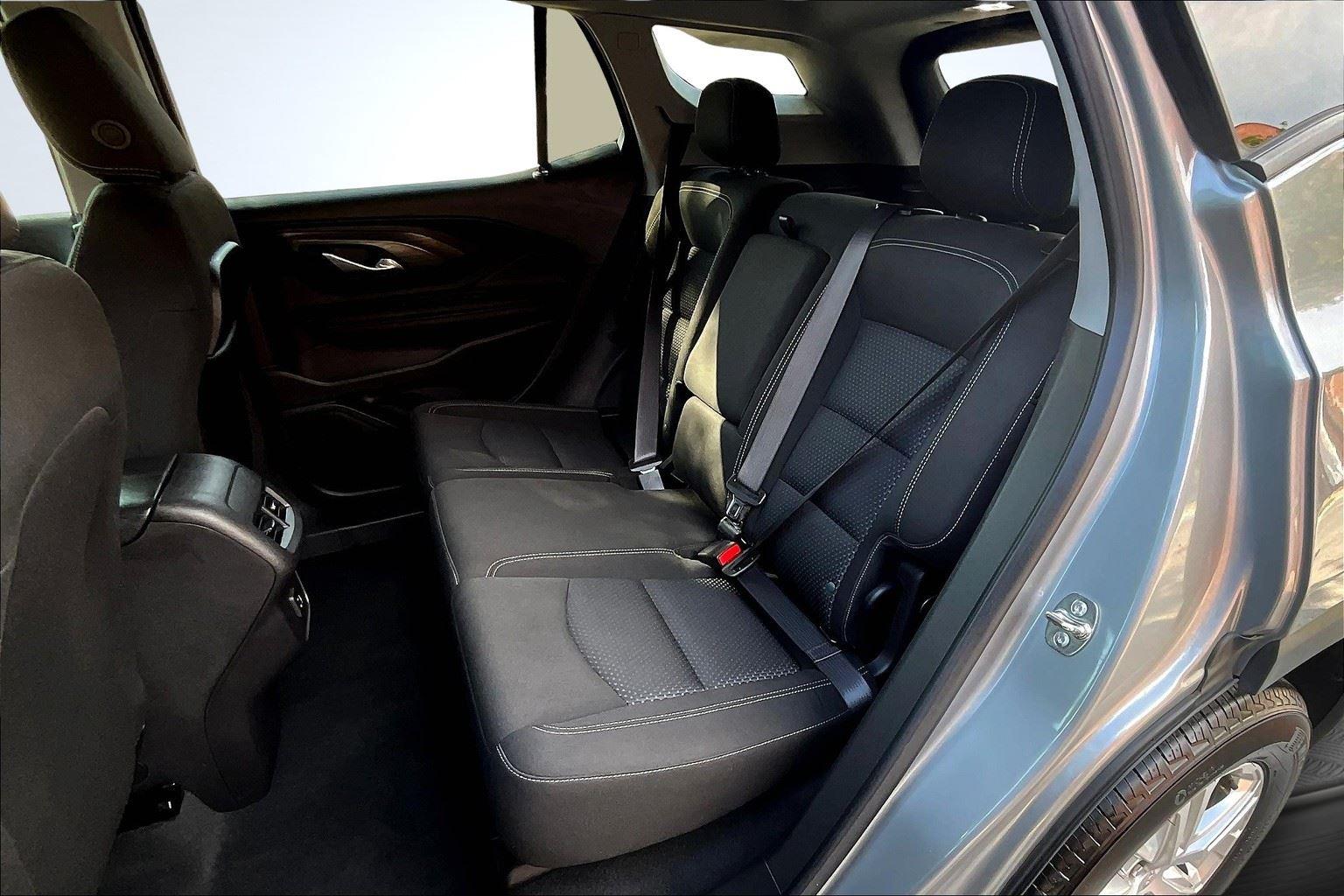 2024 Gmc Terrain SLE photo 24