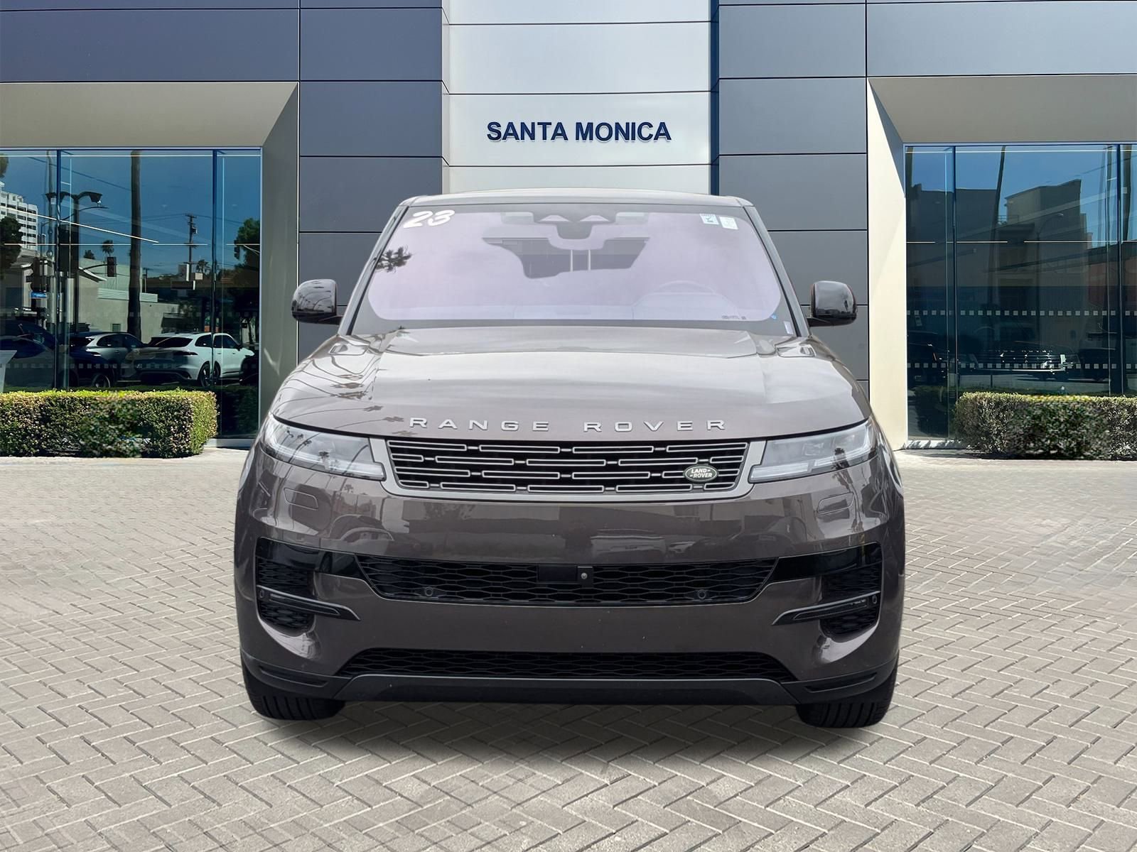 2023 Land Rover Range Rover Sport SE photo 2