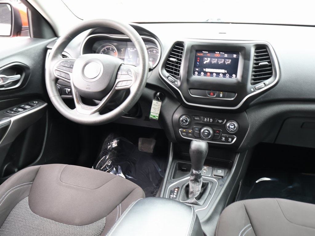 2021 Jeep Cherokee Latitude photo 11