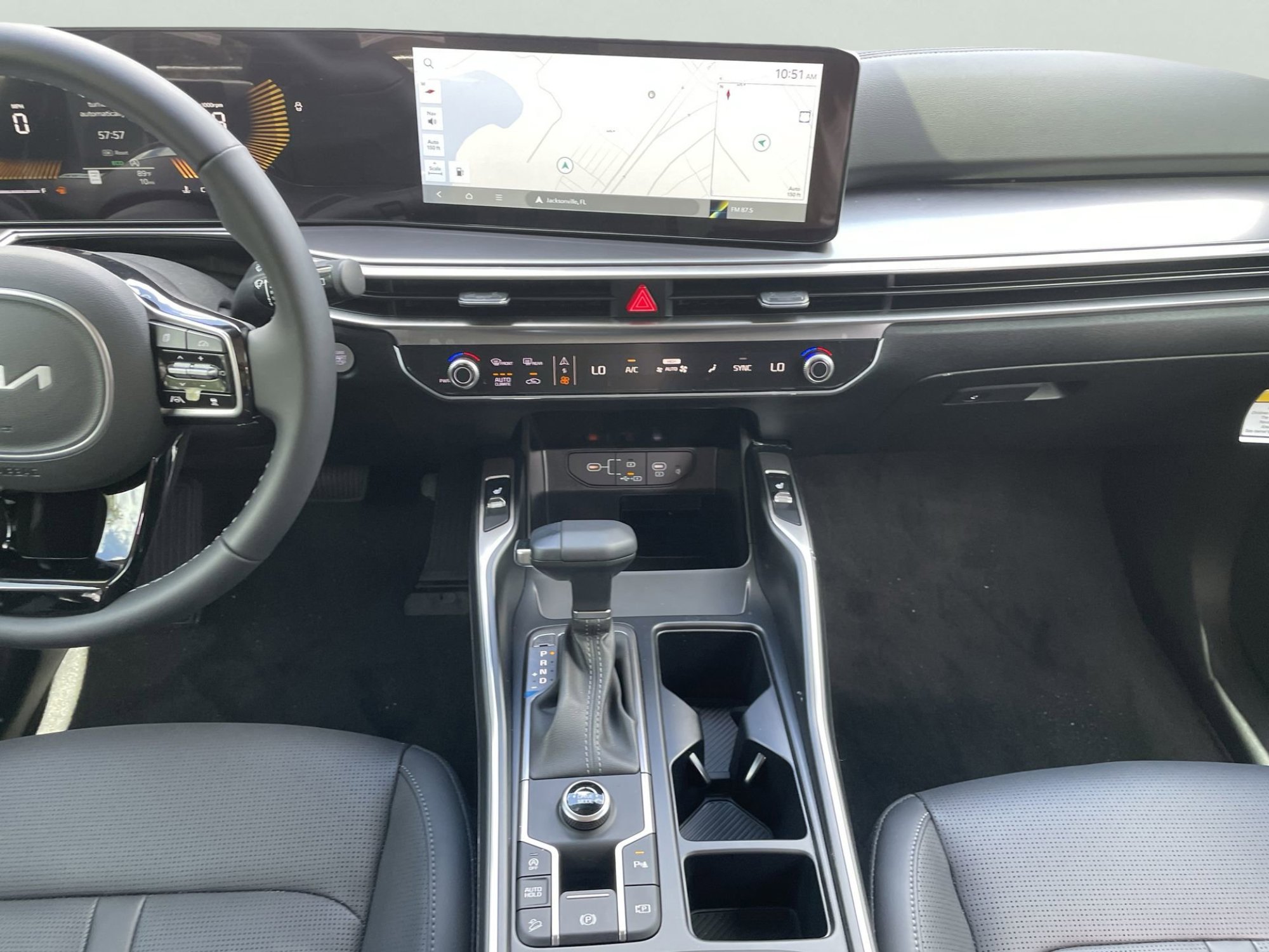2025 Kia Sorento S photo 9