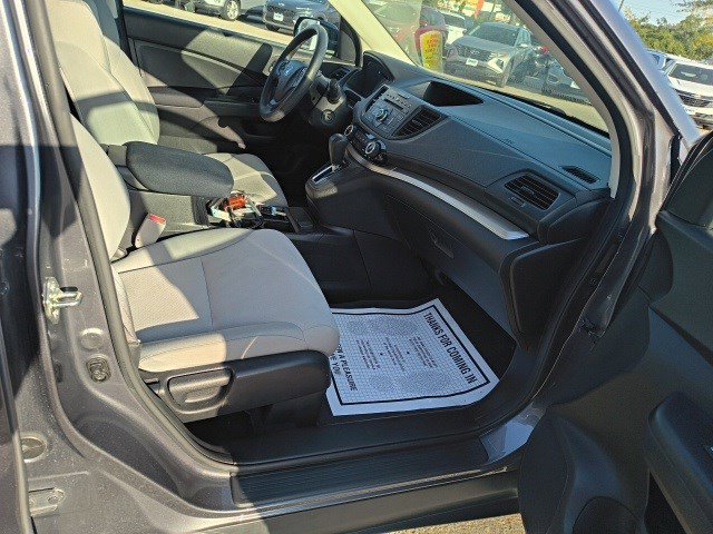 2016 Honda CR-V SE photo 18