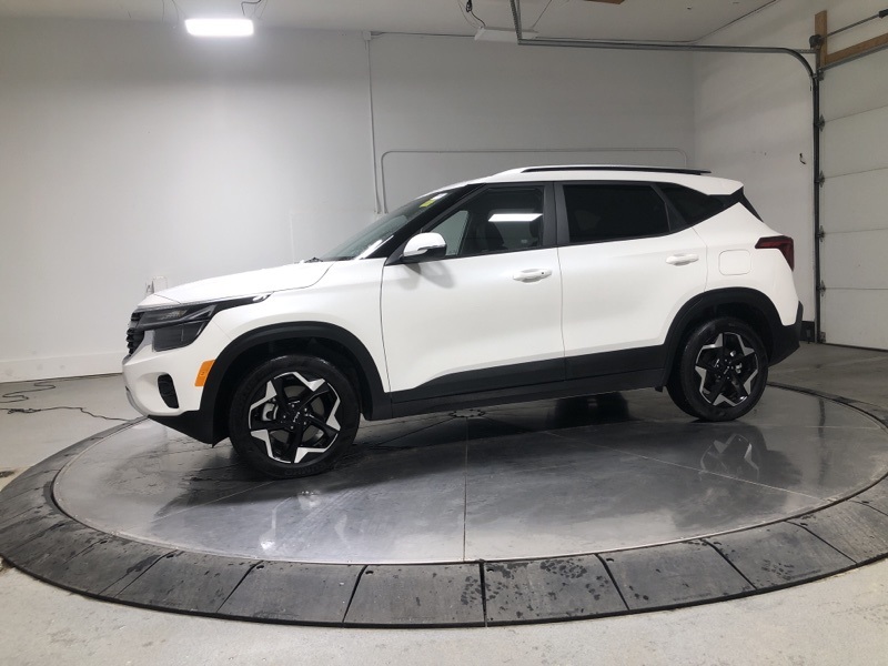 2025 Kia Seltos S photo 4