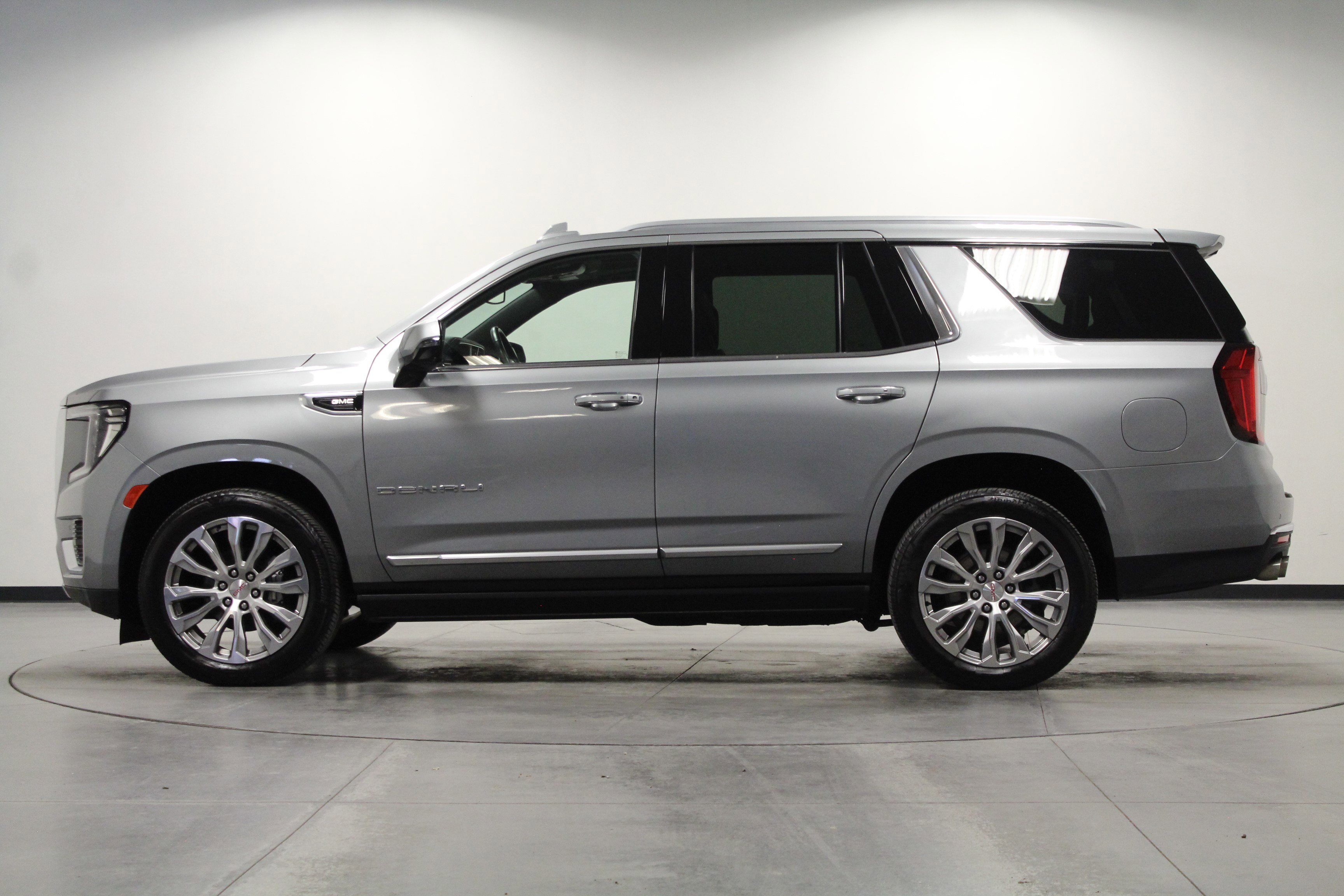 2023 Gmc Yukon Denali photo 5