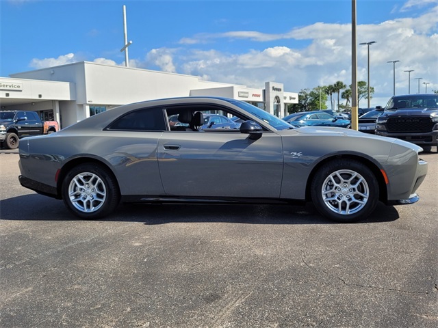 2025 Dodge Charger R/T photo 8