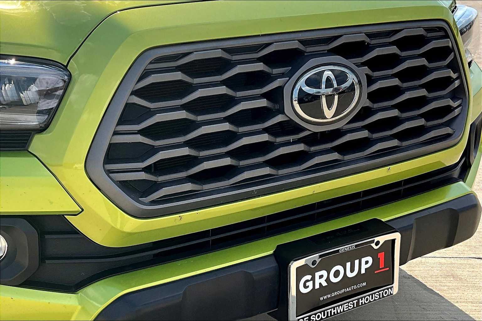 2023 Toyota Tacoma TRD 4x4 photo 28