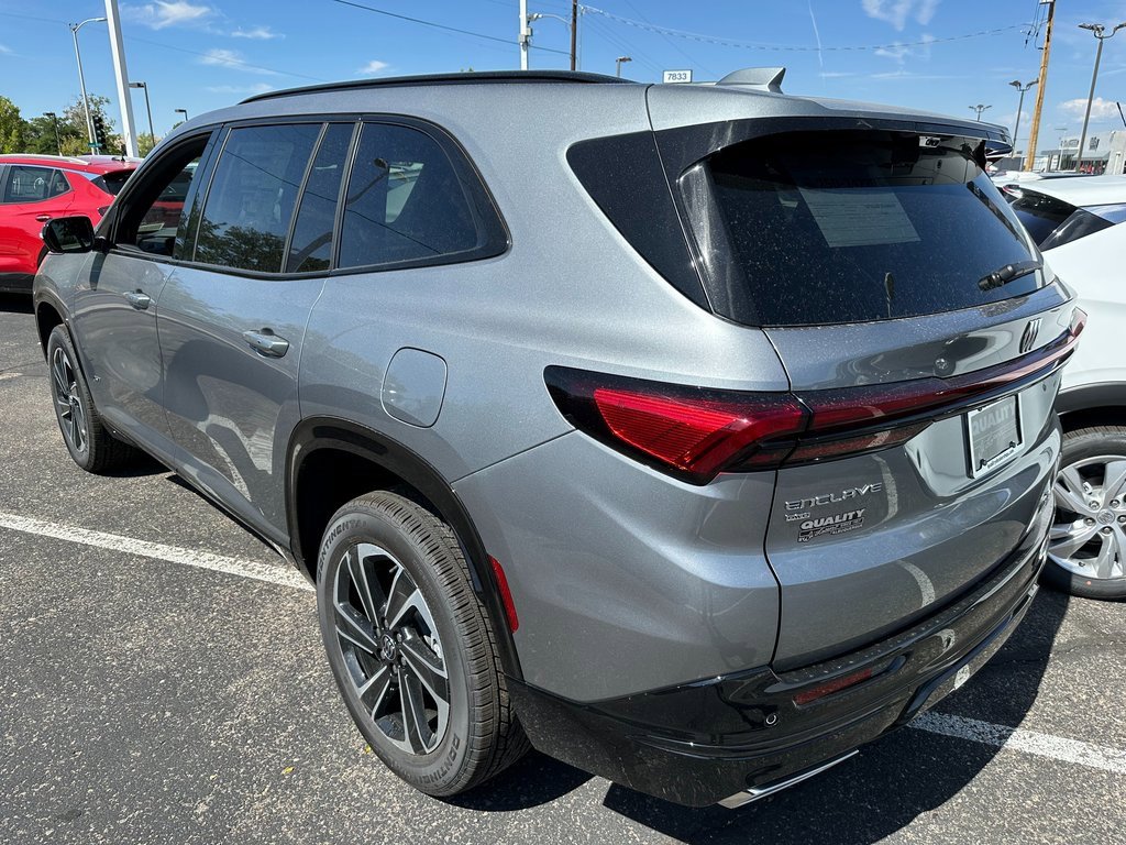 2026 Buick Enclave Sport Touring photo 4