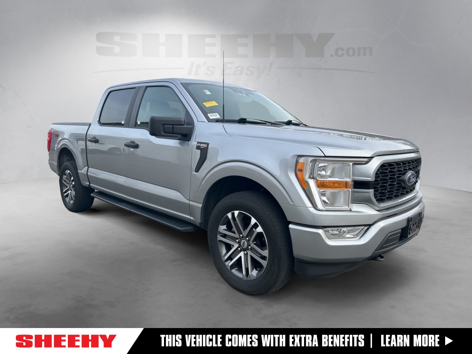 2021 Ford F-150 XL's photo