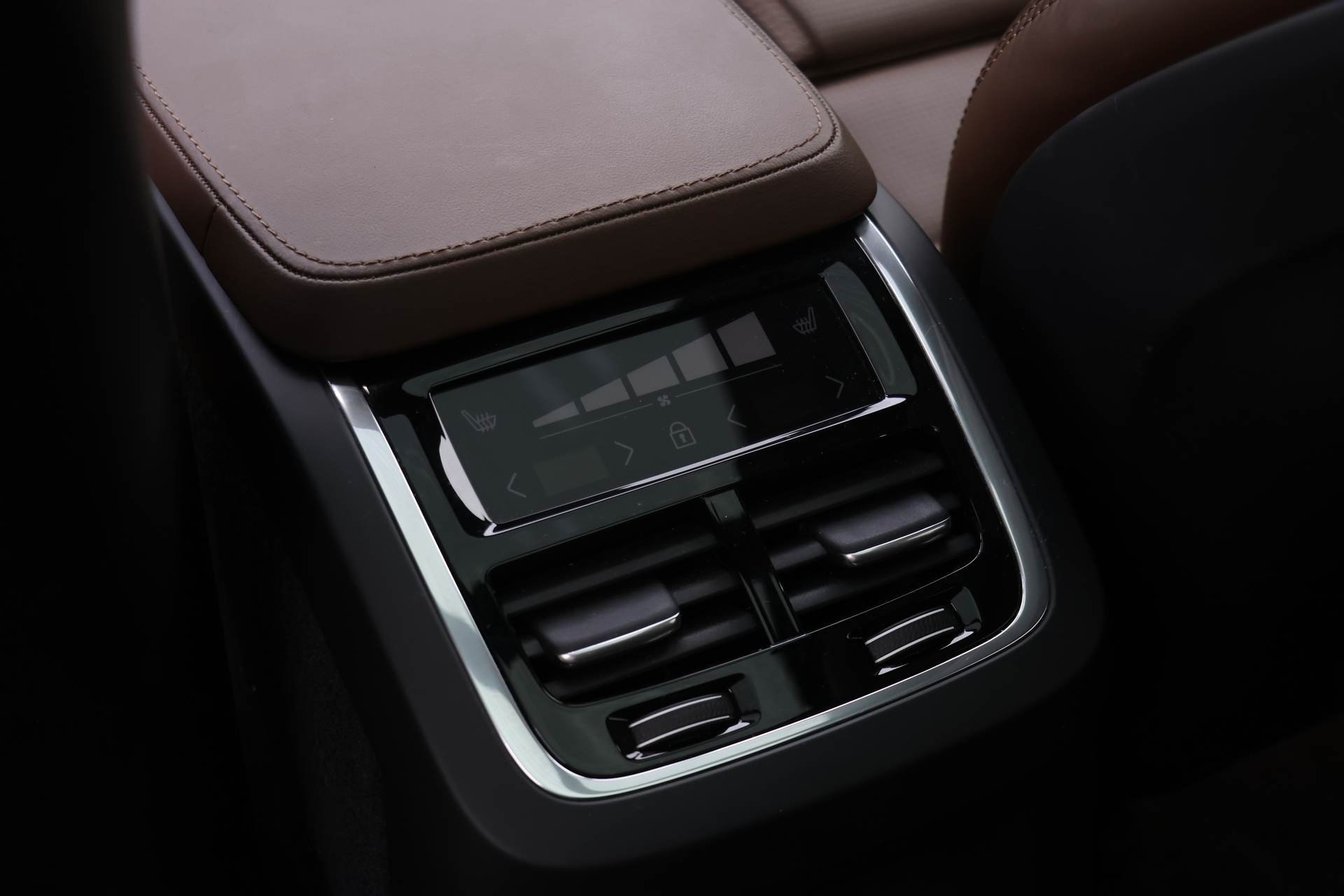 2024 Volvo XC90 Recharge Ultimate photo 14