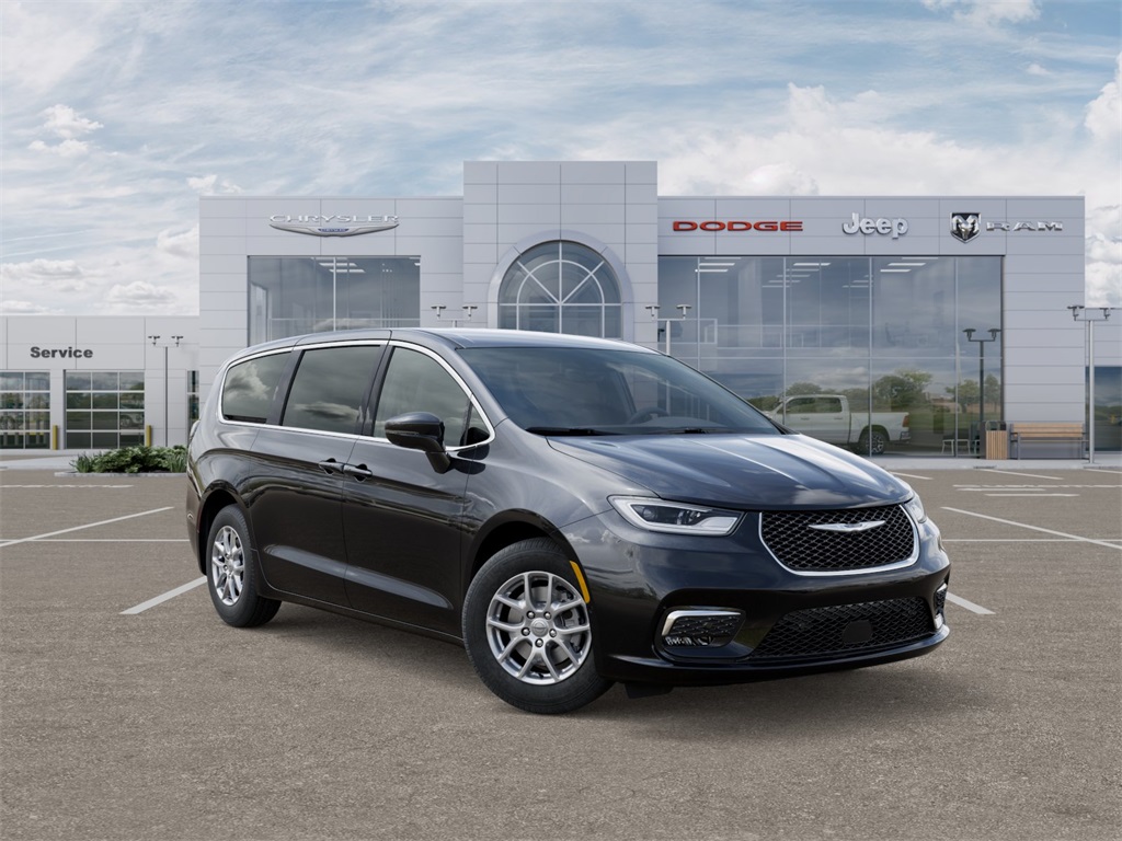 2026 Chrysler Pacifica photo 3