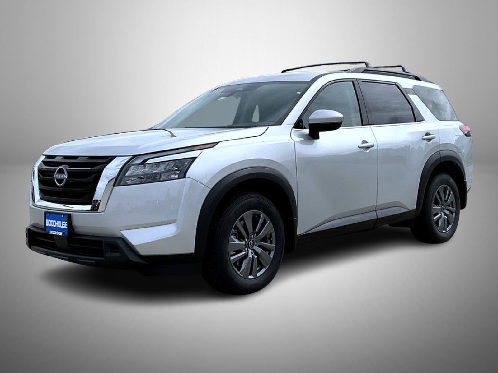 2025 Nissan Pathfinder SV's photo