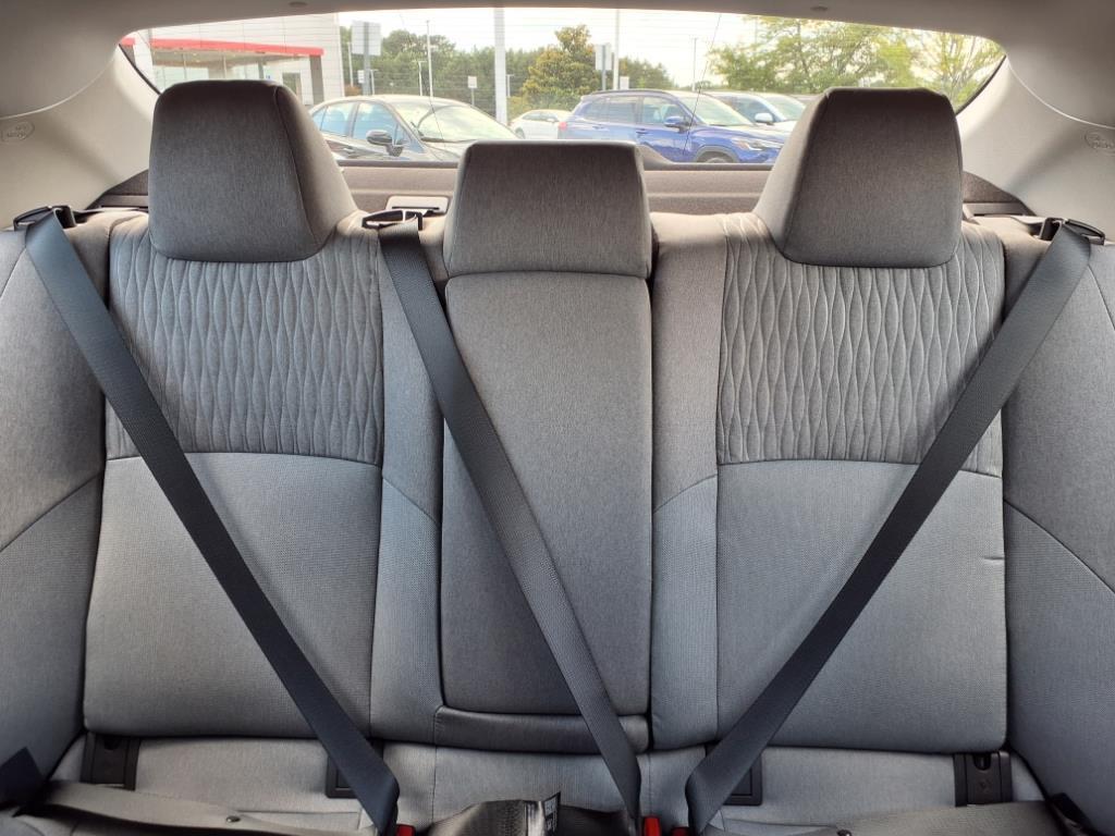 2025 Toyota Camry LE photo 15
